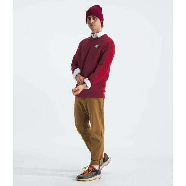 The North Face Mens Heritage Patch Crew,MENSMIDLAYERSPULLOVERS,THE NORTH FACE,Gear Up For Outdoors,