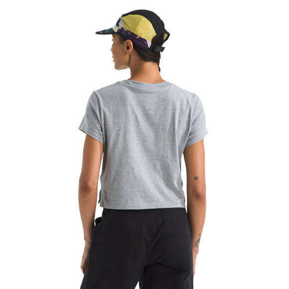 The North Face Womens Evolution Tee,WOMENSSHIRTSSS TEE SLD,THE NORTH FACE,Gear Up For Outdoors,