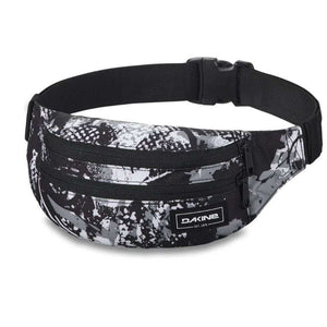 Dakine Classic Hip Pack,EQUIPMENTPACKSUP TO 34L,DAKINE,Gear Up For Outdoors,