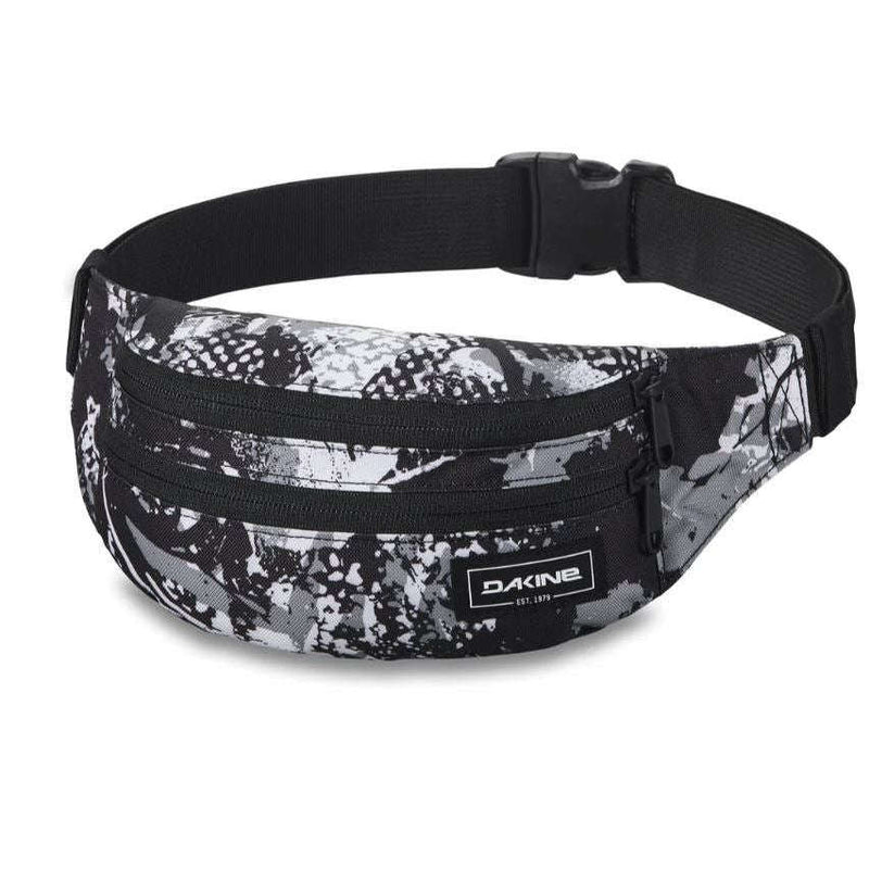 Dakine Classic Hip Pack,EQUIPMENTPACKSUP TO 34L,DAKINE,Gear Up For Outdoors,